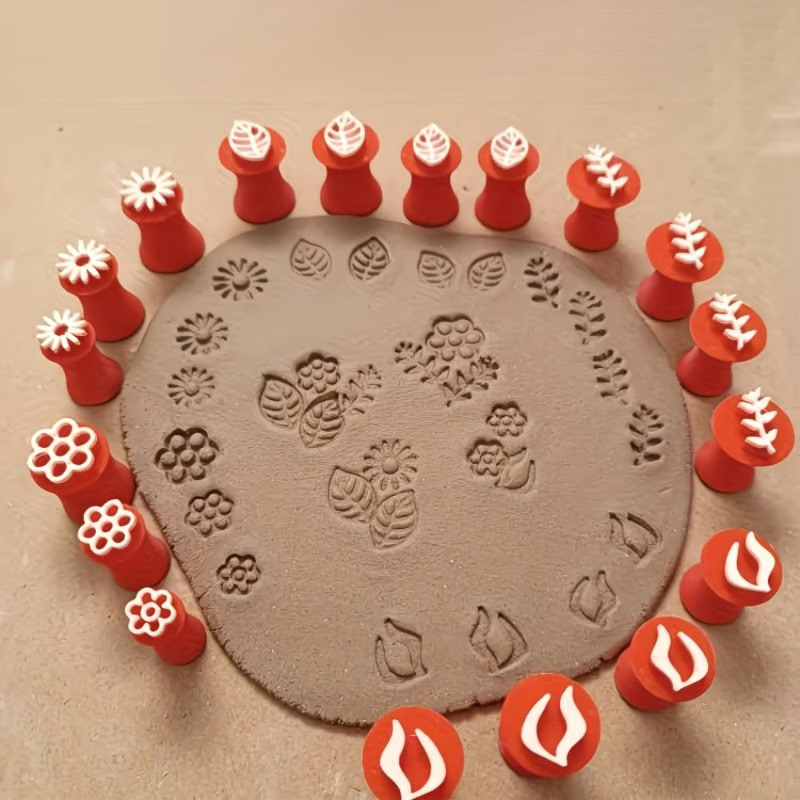 Art Craft Education - طقم قوالب طينية من 6 قطع
